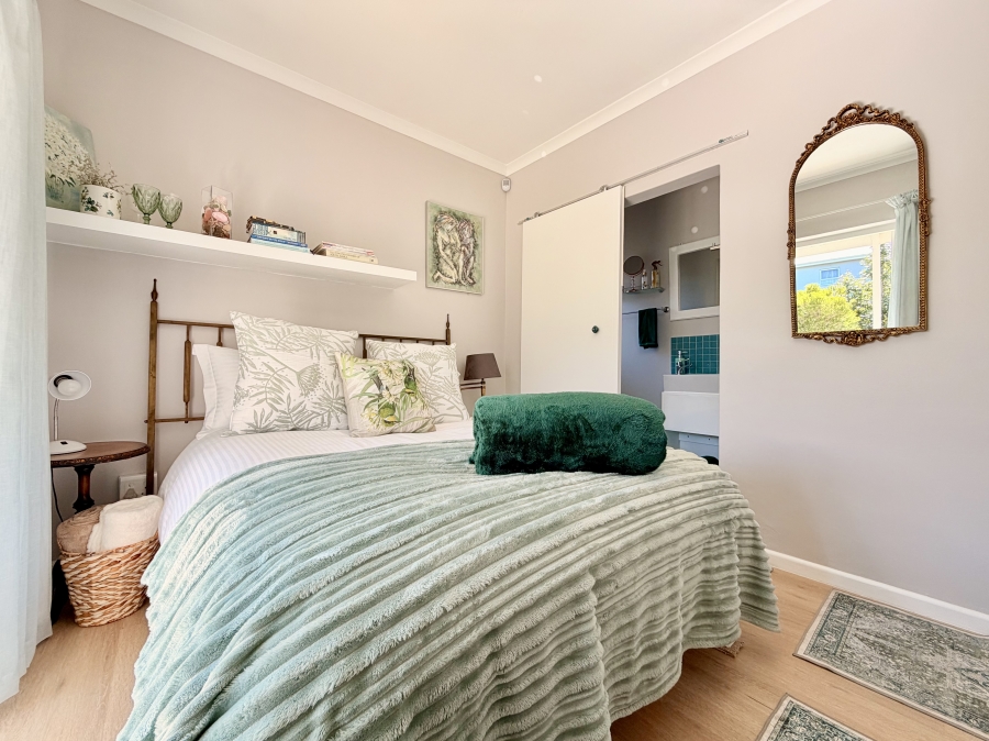 2 Bedroom Property for Sale in Sandbaai Western Cape